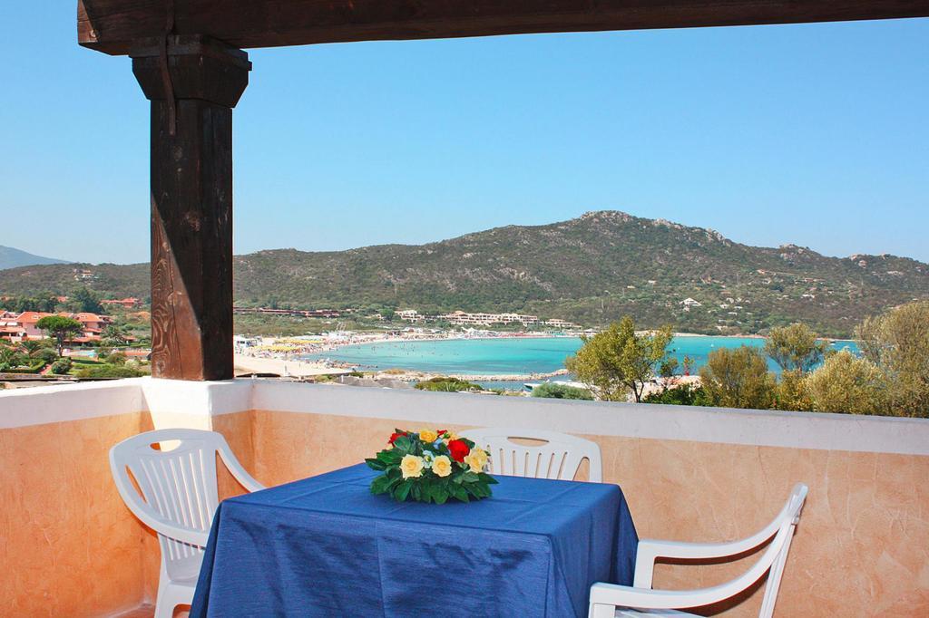 Le Corti Di Marinella Aparthotel Маринела Екстериор снимка